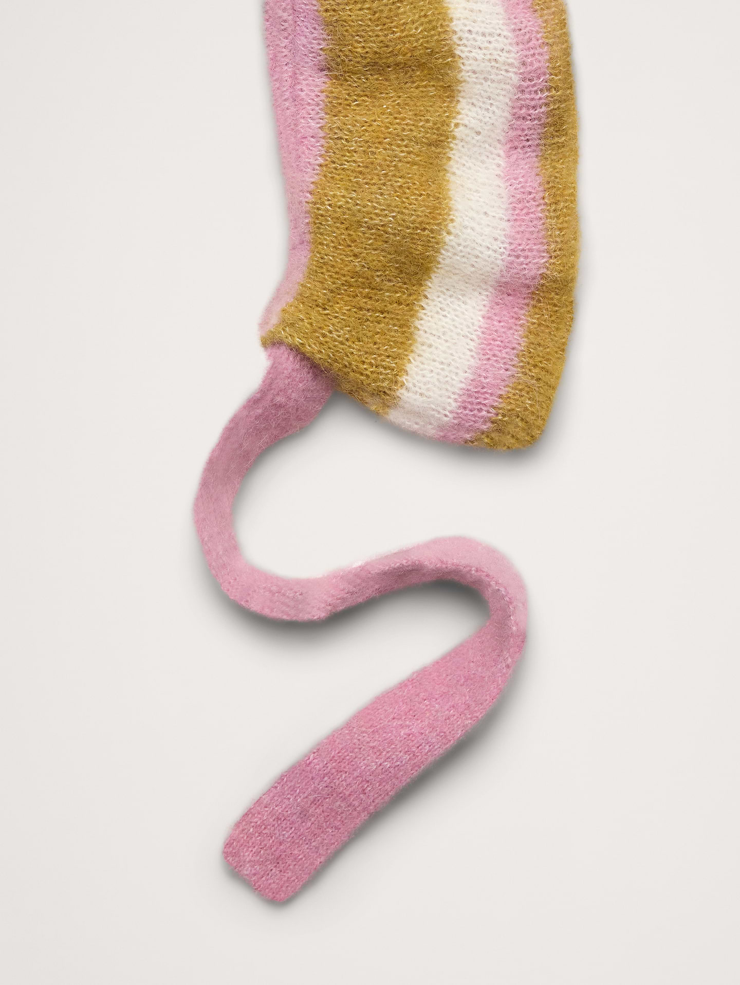 L'image numéro 2 présente Chouchou en tricot italien à motif jacquard