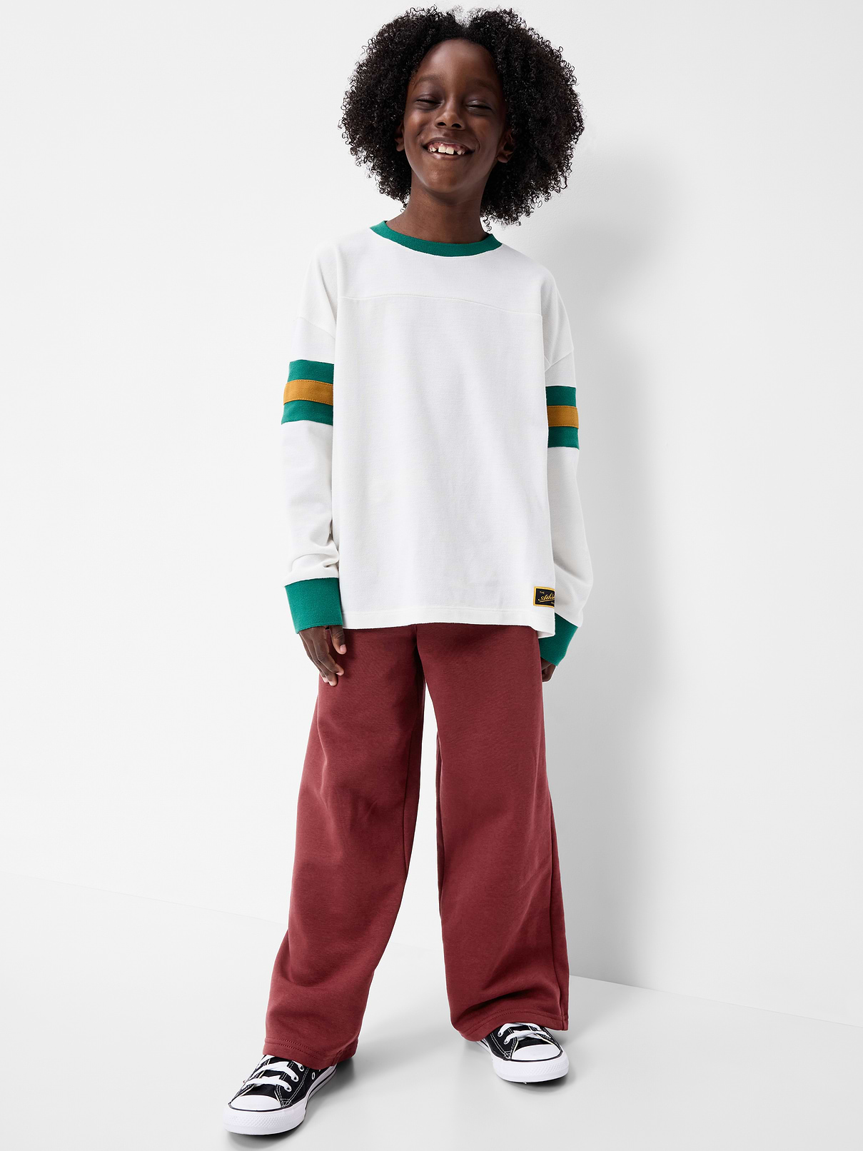 L'image numéro 3 présente Pantalon en coton ouaté coupe très généreuse pour garçon