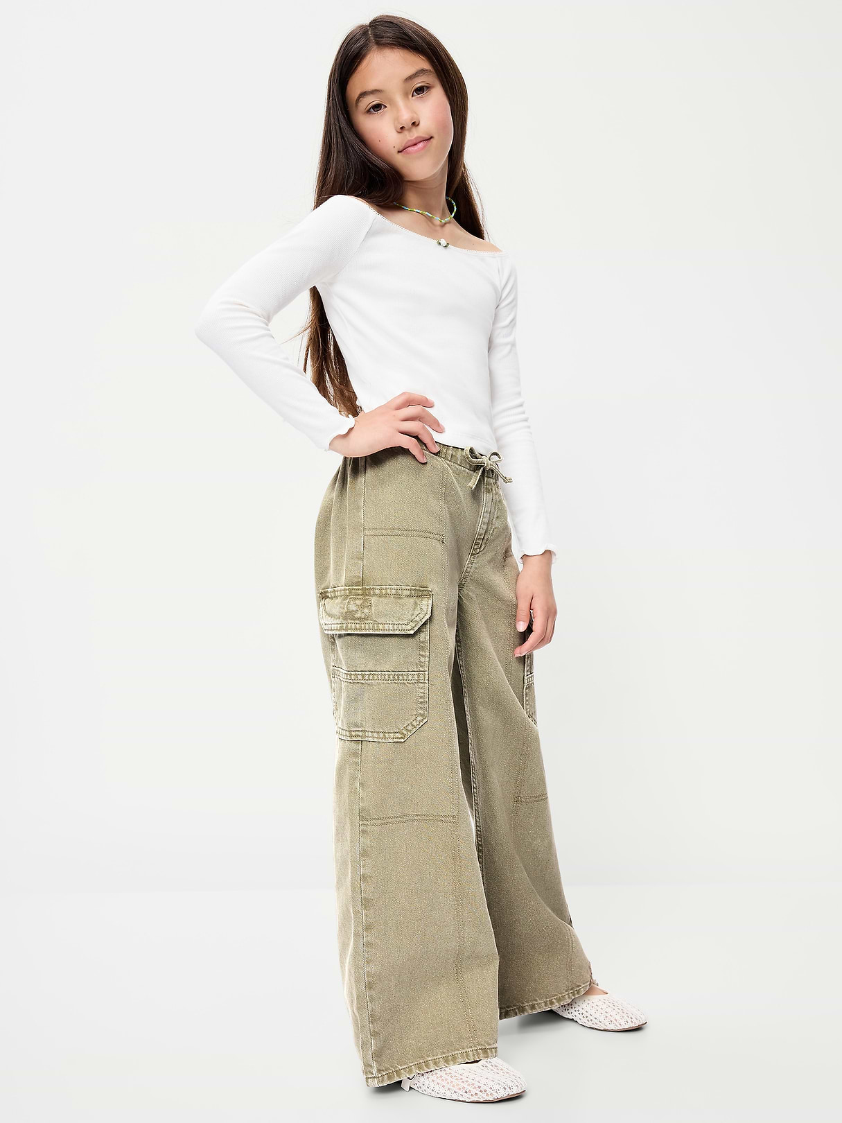 Pull-On Low-Rise Super Baggy Wide-Leg Cargo Jeans for Girls | Old Navy