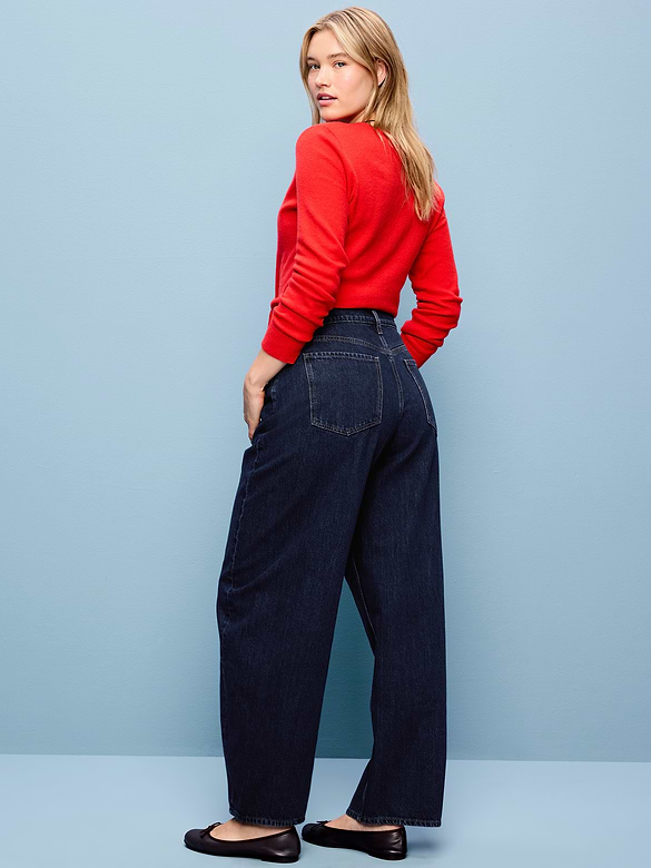 The Arc Mid-Rise Barrel Jeans