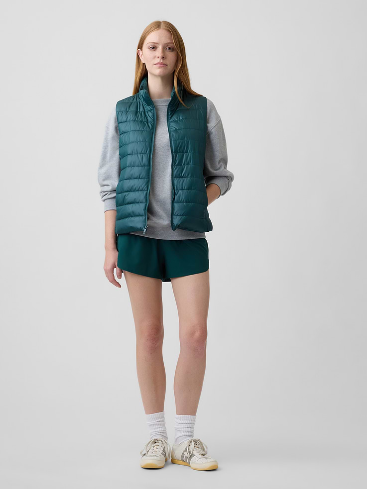Image number 1 showing, GapFit 3" Mid Rise Runaround Shorts