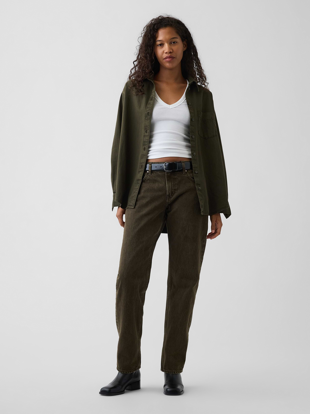 Mid Rise Straight Taper Jeans - Bamboo green by Gap