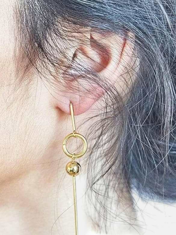 Admiral Row Gold Geometric Circle Drop Earrings