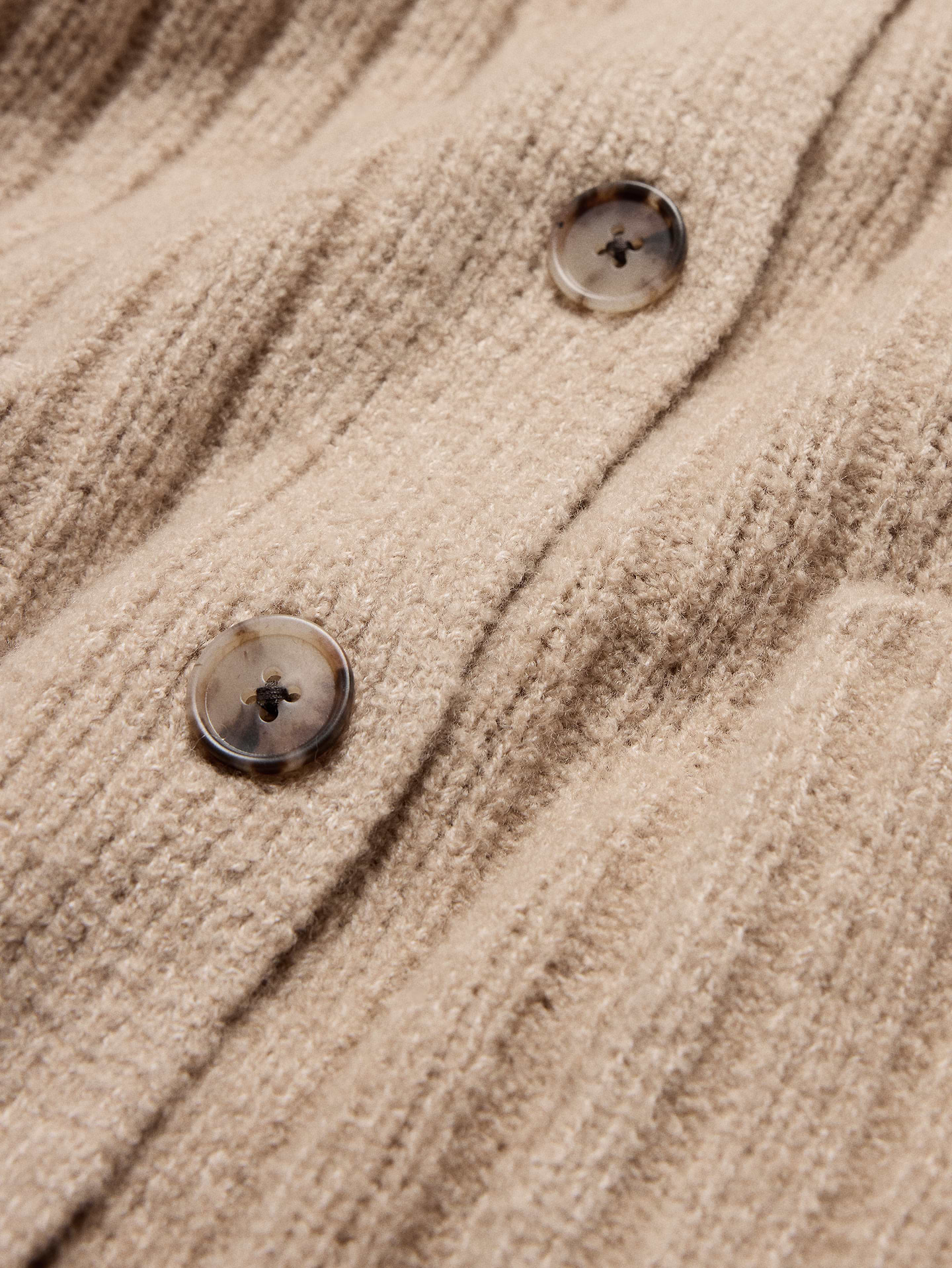 L'image numéro 6 présente Cardigan surdimensionné en tricot bouclé