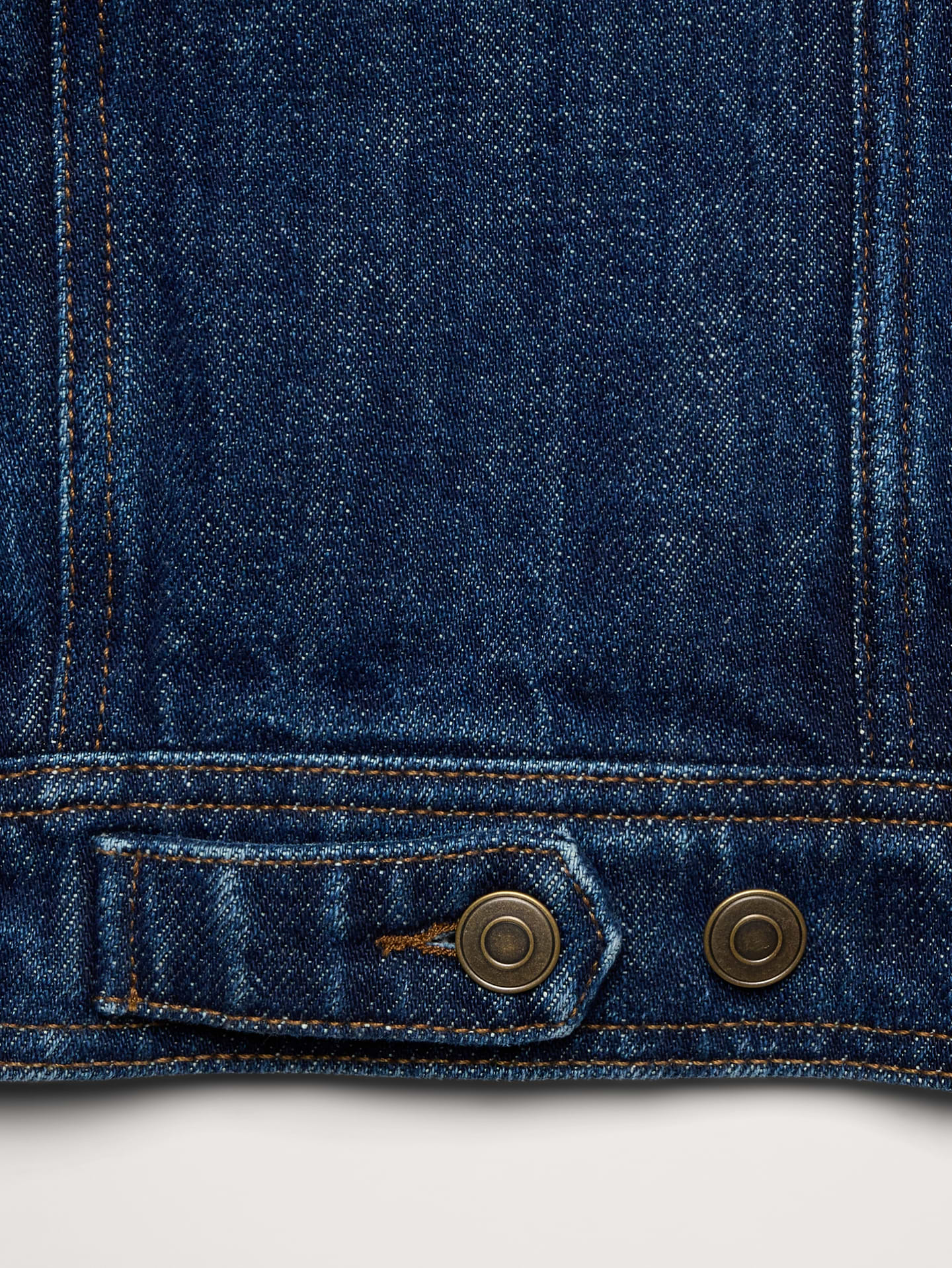 L'image numéro 7 présente Veste en denim Retour aux archives