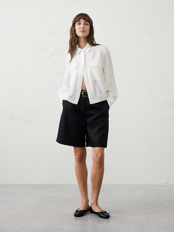 Blouson-Hem Pocket Cropped Shirt