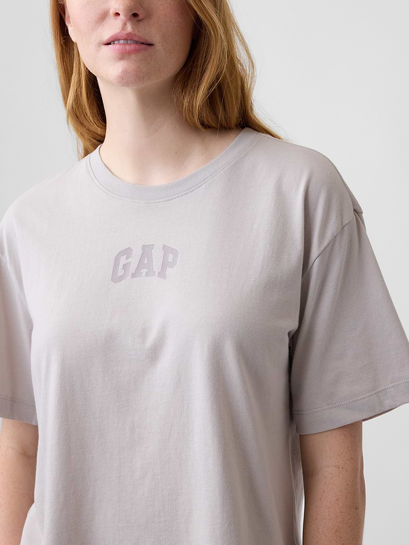 Relaxed Gap Mini Logo T-Shirt