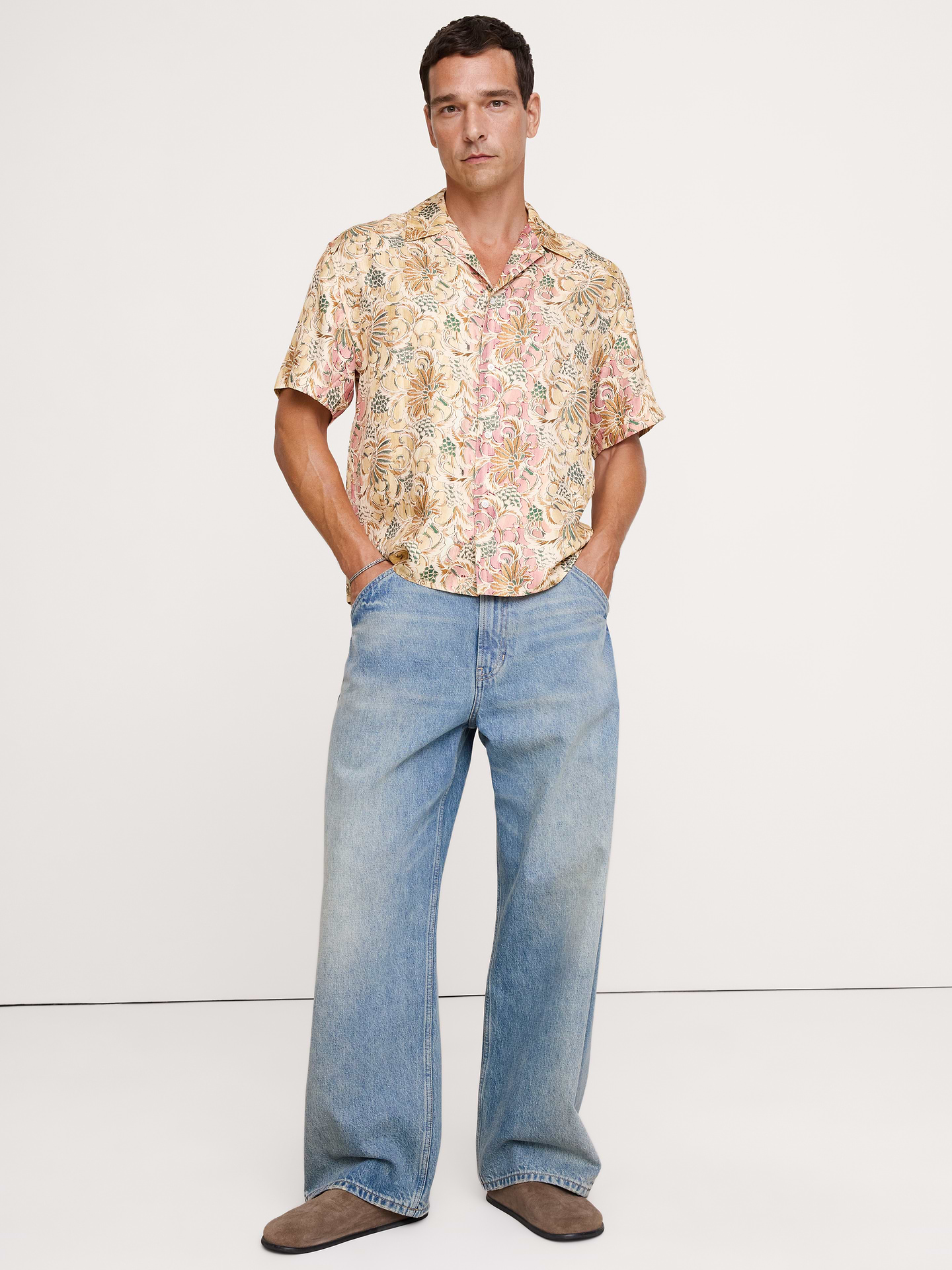 Image number 1 showing, Standard-Fit Silk Resort Shirt
