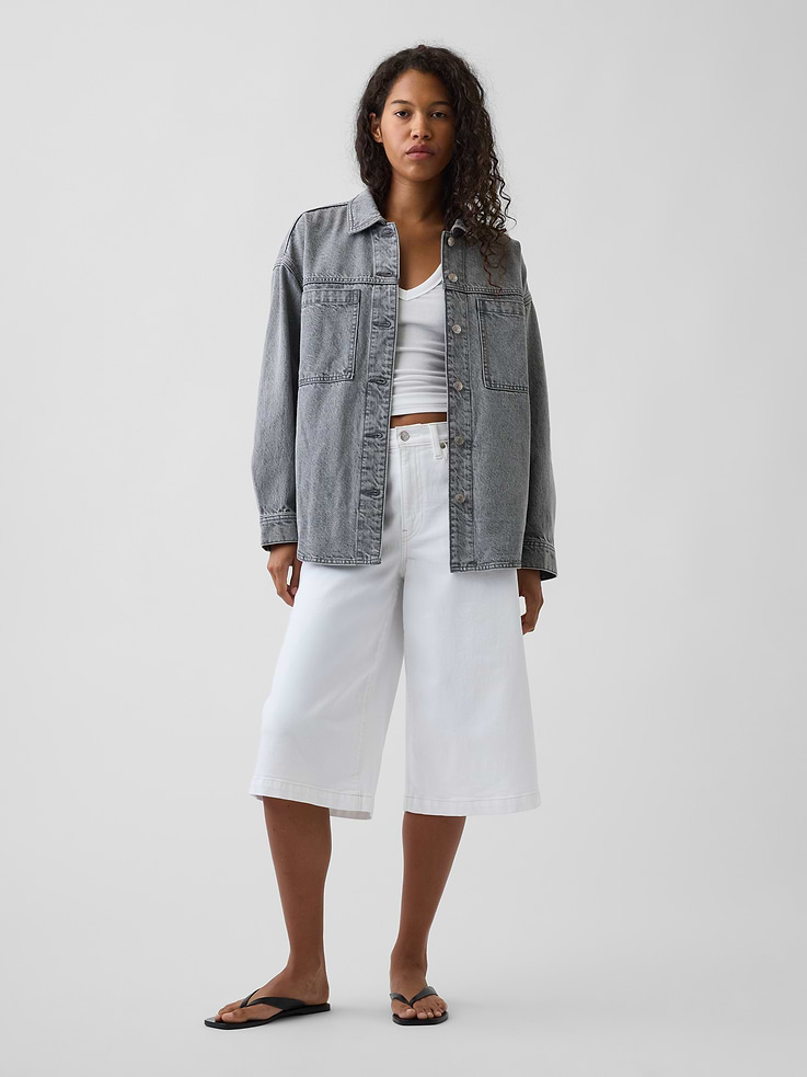 L'image numéro 2 présente Veste-chemise surdimensionnée en denim