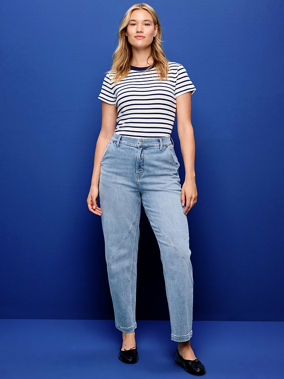 High-Waisted Baggy Barrel Jeans