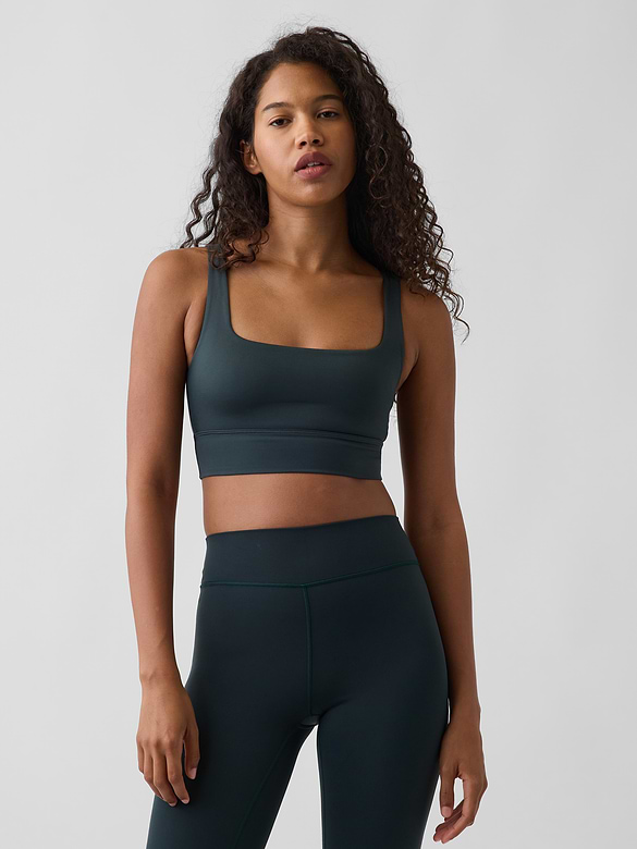 GapFit Smooth Square-Neck Sports Bra