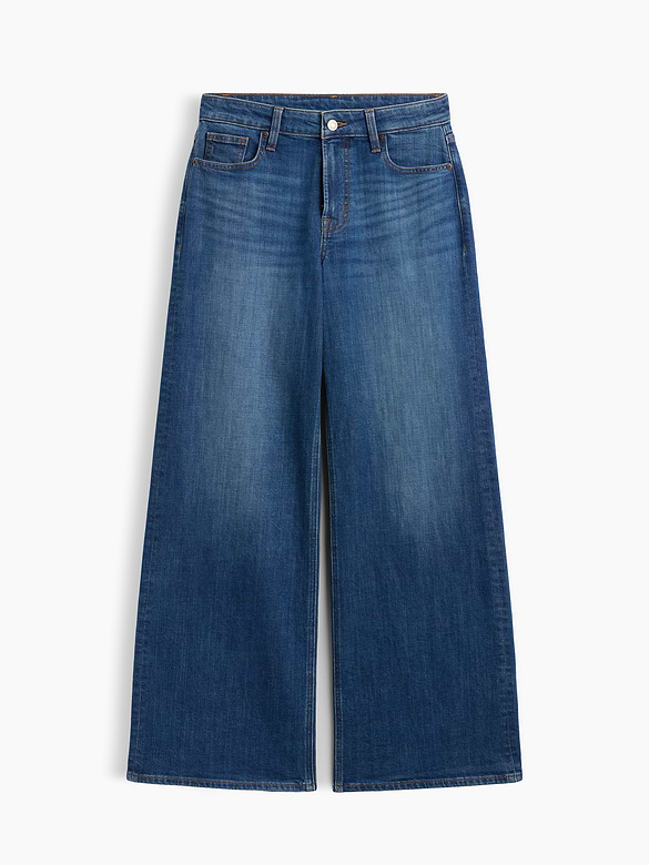 Curvy Mid Rise Wide-Leg Jeans