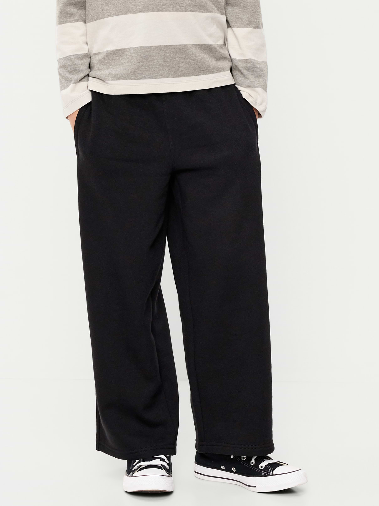 L'image numéro 1 présente Pantalon en coton ouaté coupe très généreuse pour garçon