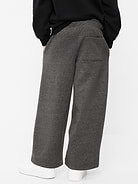 L'image numéro 2 présente Pantalon en coton ouaté coupe très généreuse pour garçon