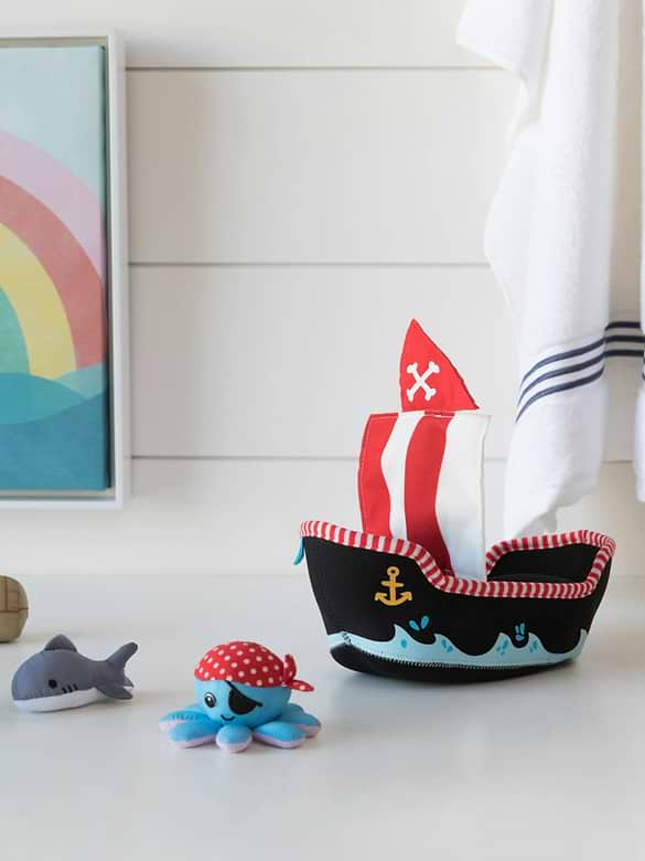 Manhattan Toy Neoprene Pirate Ship Bath Toy