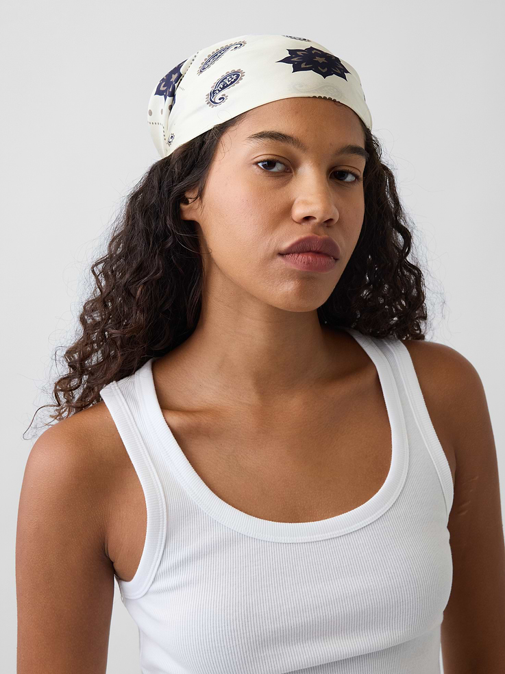 Image number 2 showing, 100% Silk Bandana