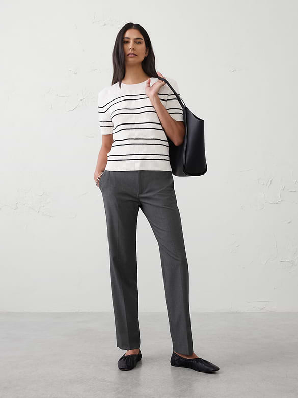 Mid-Rise Sculpted Stretch Pant