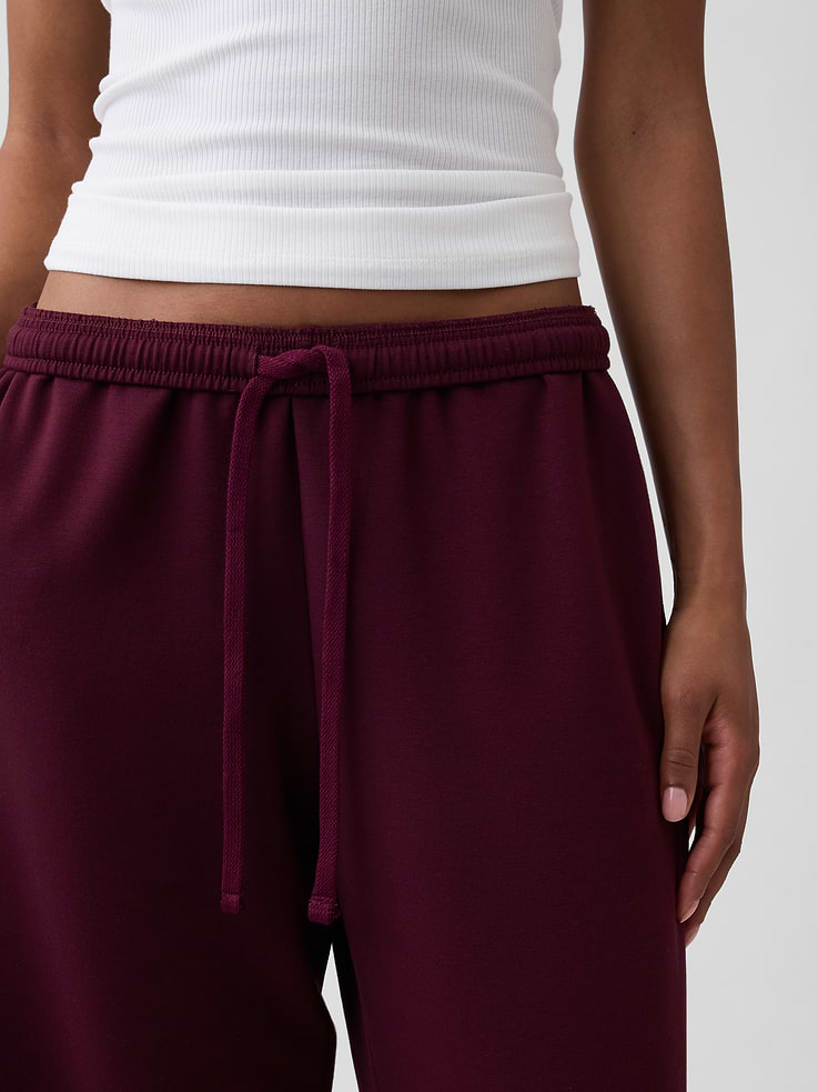 Image number 4 showing, CloudLight Relaxed Wide-Leg Sweatpants