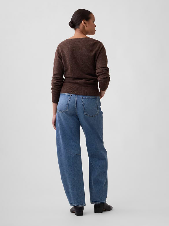 Curvy High Rise Barrel Jeans