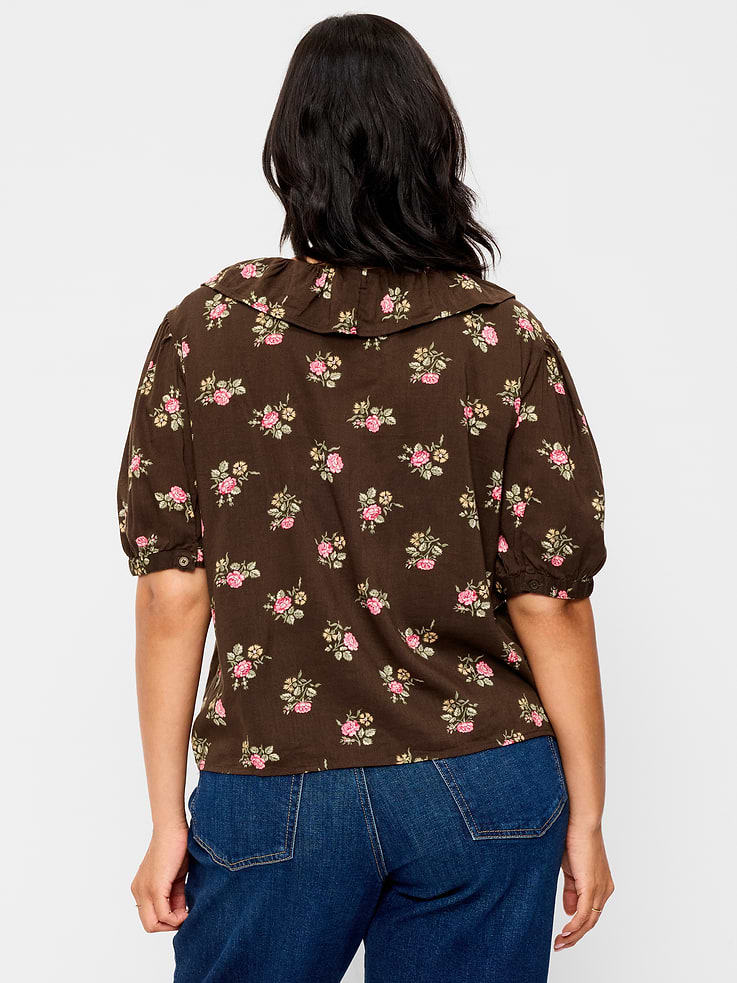 Image number 8 showing, Ruffle Collar Tie-Front Top