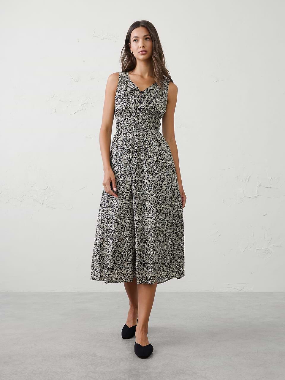 women's 40's style dresses Unique Vintage 1940s Black Knit Short Sleeve Natalie Swing Dress subcollection/bodadia Size:18.5 32/33 this dress is a Best Prom Dresses For
