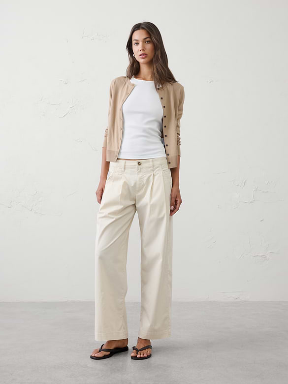Straight Mid-Rise Twill Pleated Pant