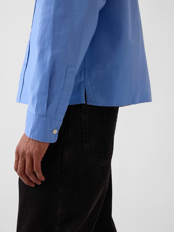 Image 4 of 5, Relaxed Crop Straight-Hem Oxford Shirt