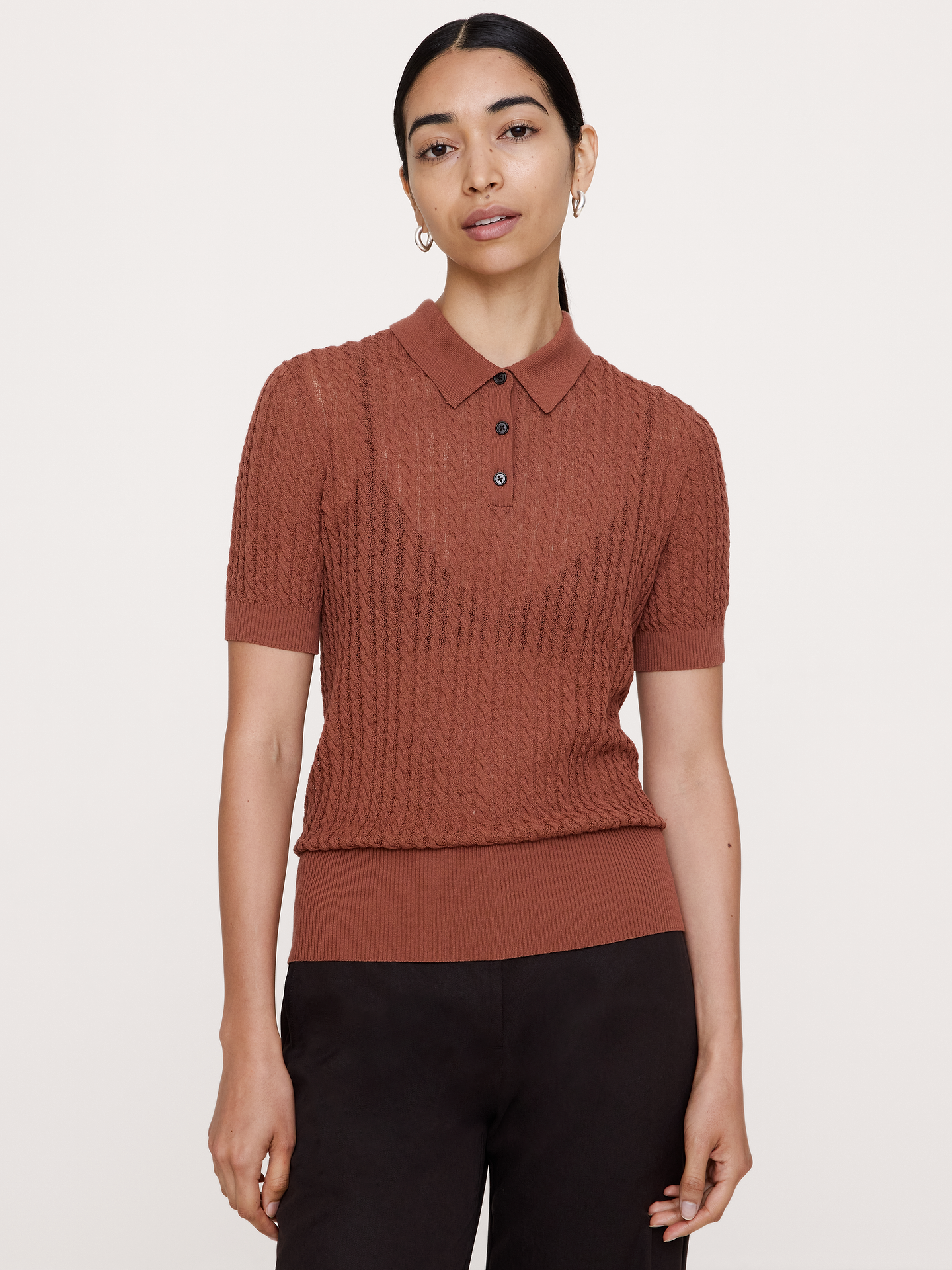 L'image numéro 1 présente Polo en tricot froissé