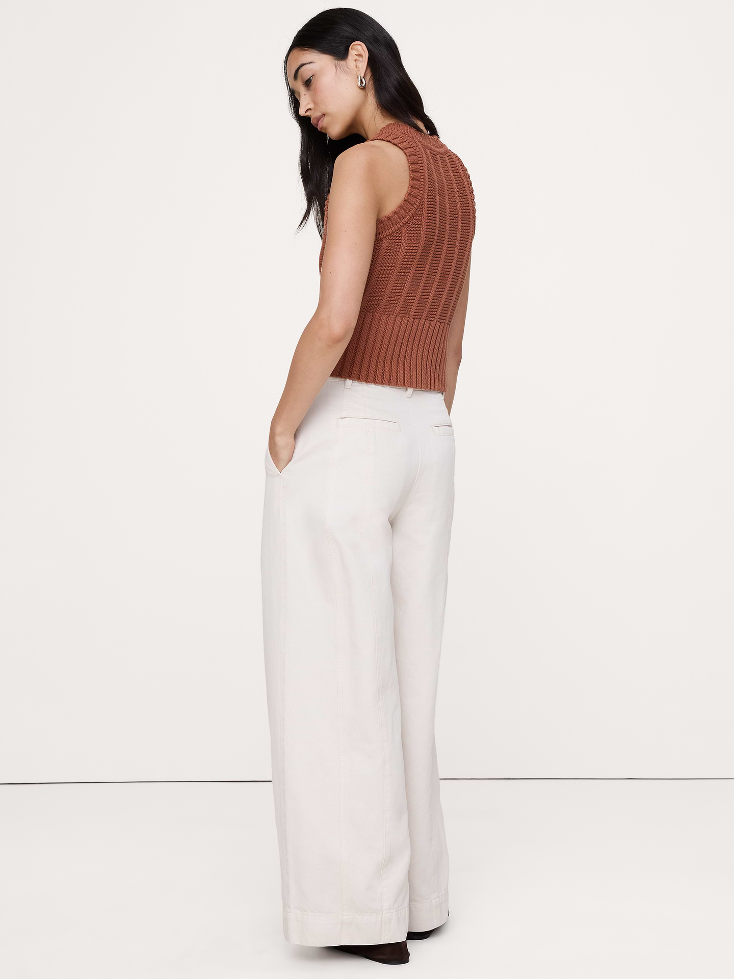 L'image numéro 5 présente Pantalon utilitaire à jambe large et taille haute