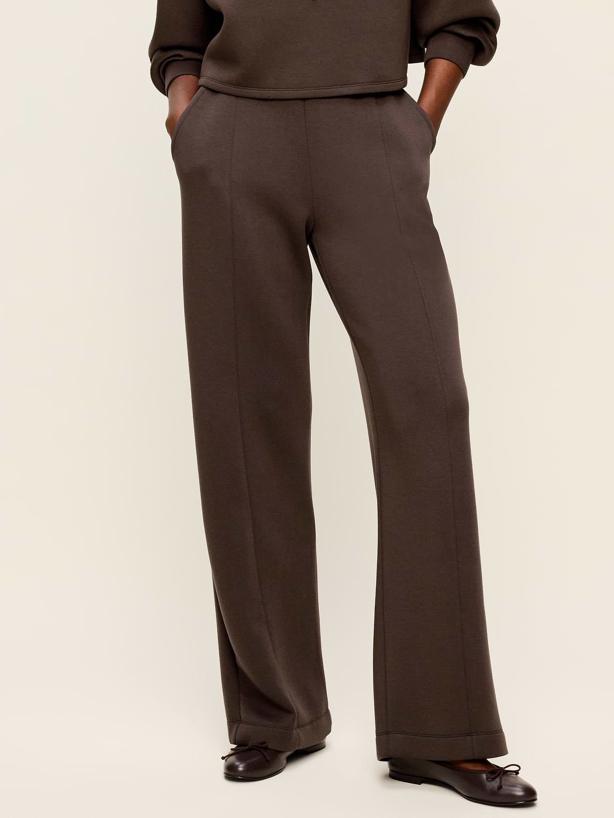 High-Waisted Bounce Fleece Wide-Leg Sweatpants - Black Coffee by Old Navy