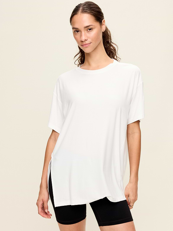 CloudMotion Short-Sleeve Tunic