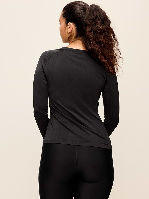 Fluid Seamless Fitted Top