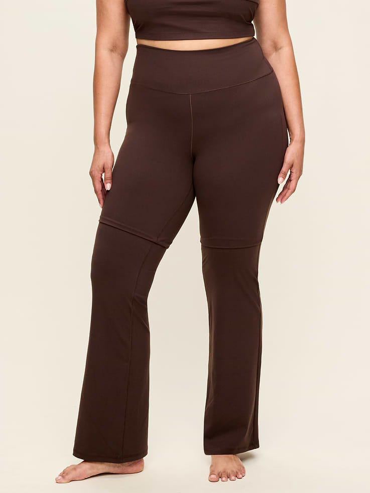 Image number 8 showing, High-Waisted StudioSmooth Flare Leggings
