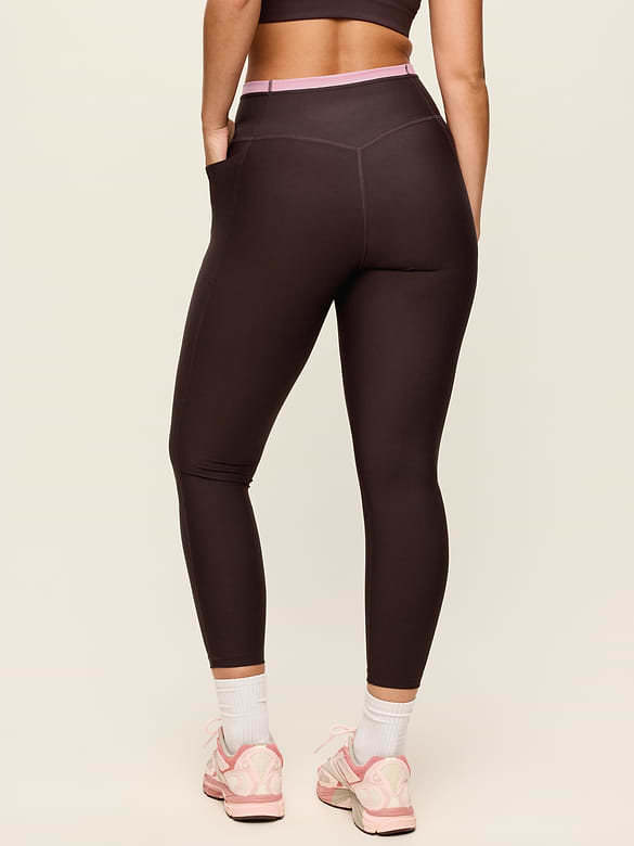 Extra-High Waisted PowerSoft Boundless 7/8 Pocket Leggings – No Front Seam