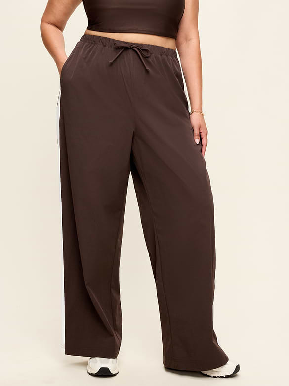 High-Waisted TrekTech Lightweight Woven Active Pants
