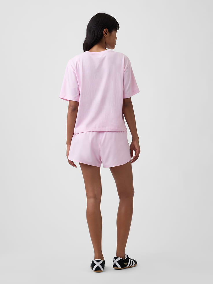 Image number 2 showing, GapFit 3" Mid Rise Runaround Shorts