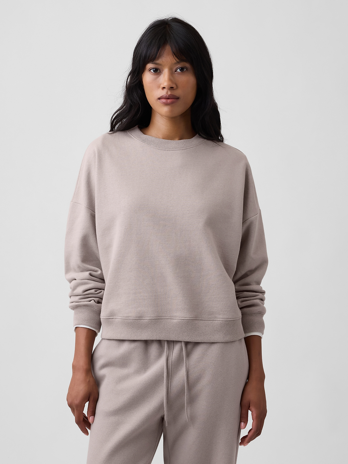 トップス PigmentDamage Processing CrewNeck Sweat Relaxed Wedge Crewneck Sweatshirt | Gap Factory