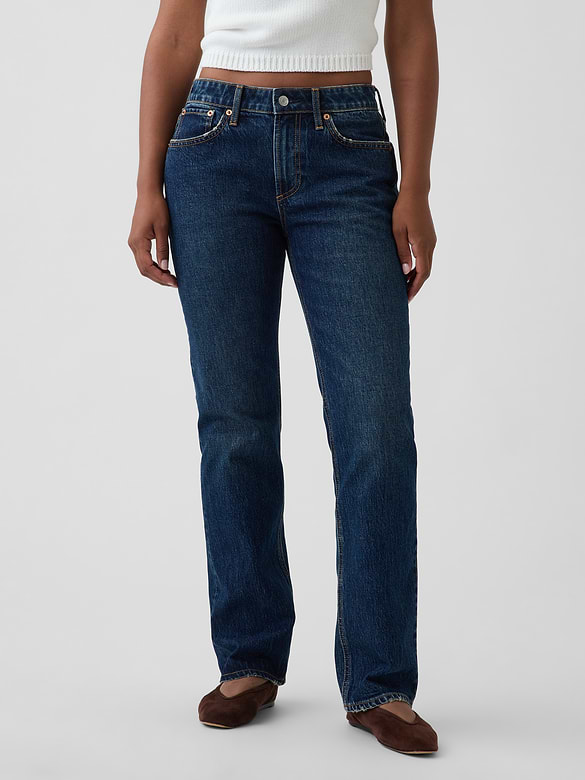 Curvy Mid Rise Relaxed Straight Jeans