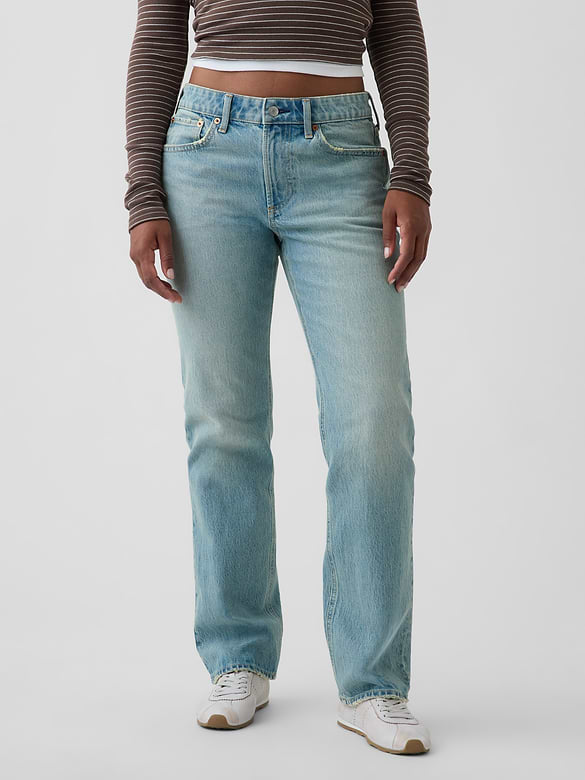 Curvy Mid Rise Relaxed Straight Jeans