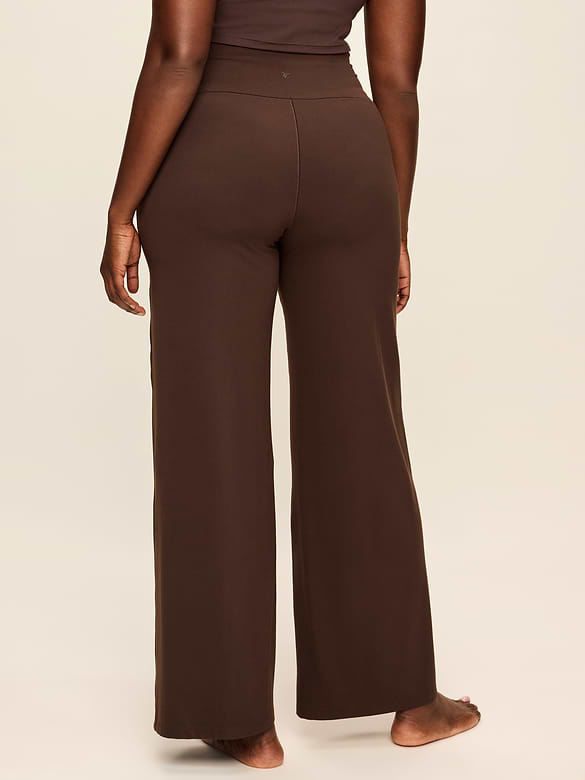 High-Waisted StudioSmooth Wide-Leg Pants