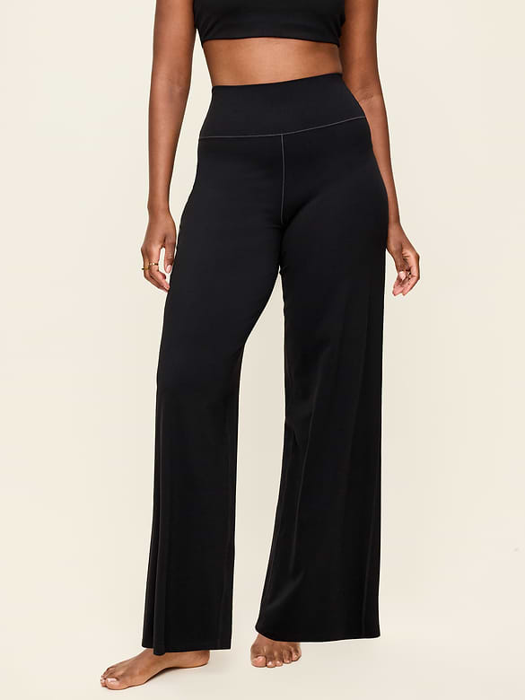 High-Waisted StudioSmooth Wide-Leg Pants