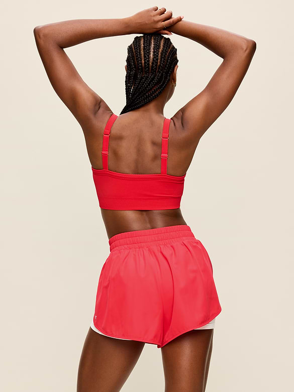 Light Support Fluid Seamless Ribbed Sports Bra