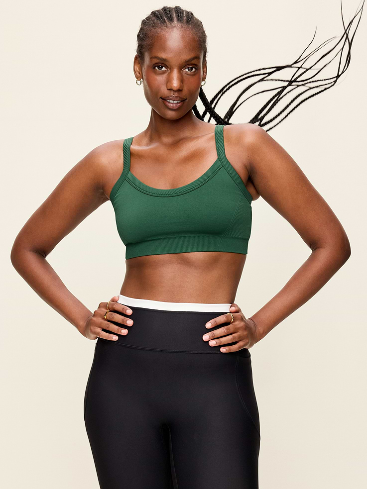 L'image numéro 3 présente Soutien-gorge de sport côtelé à maintien léger sans coutures
