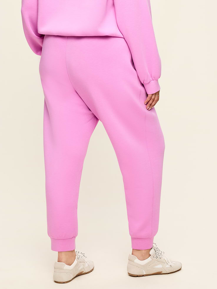 Image number 11 showing, High-Waisted Bounce Fleece Jogger Sweatpants