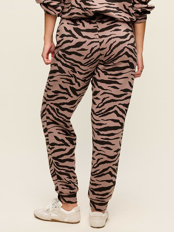 Image number 7 showing, High-Waisted Bounce Fleece Jogger Sweatpants