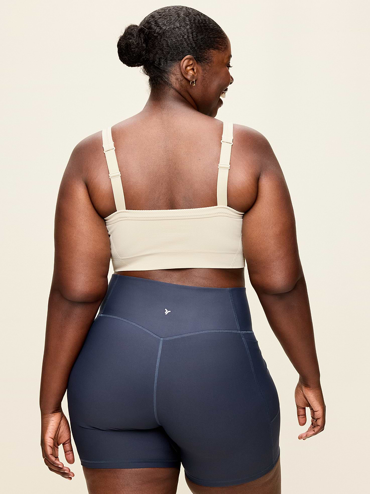L'image numéro 6 présente Soutien-gorge de sport côtelé à maintien léger sans coutures