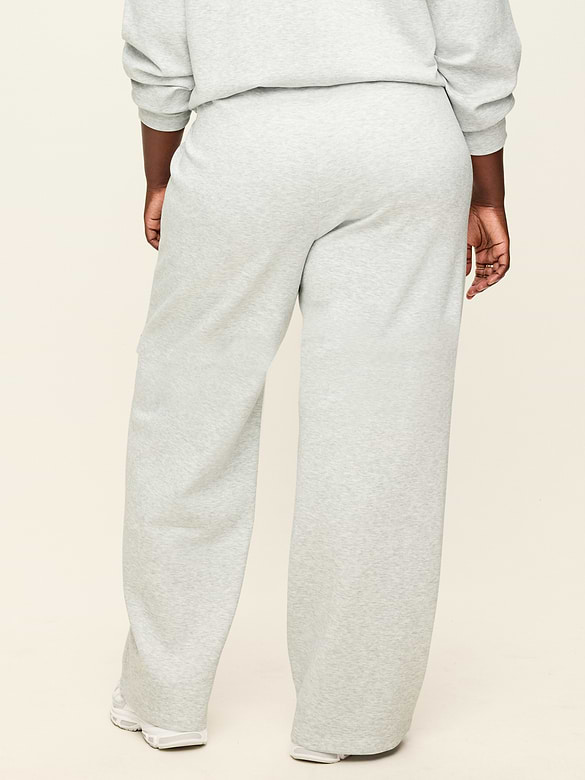 Mid-Rise Dynamic Fleece Textured Wide-Leg Sweatpants