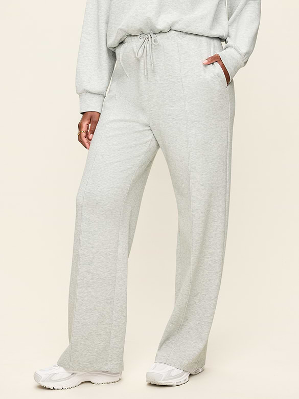 Mid-Rise Dynamic Fleece Textured Wide-Leg Sweatpants