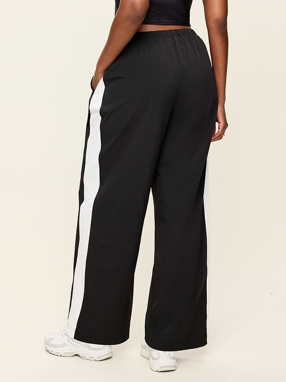 High-Waisted TrekTech Lightweight Woven Active Pants