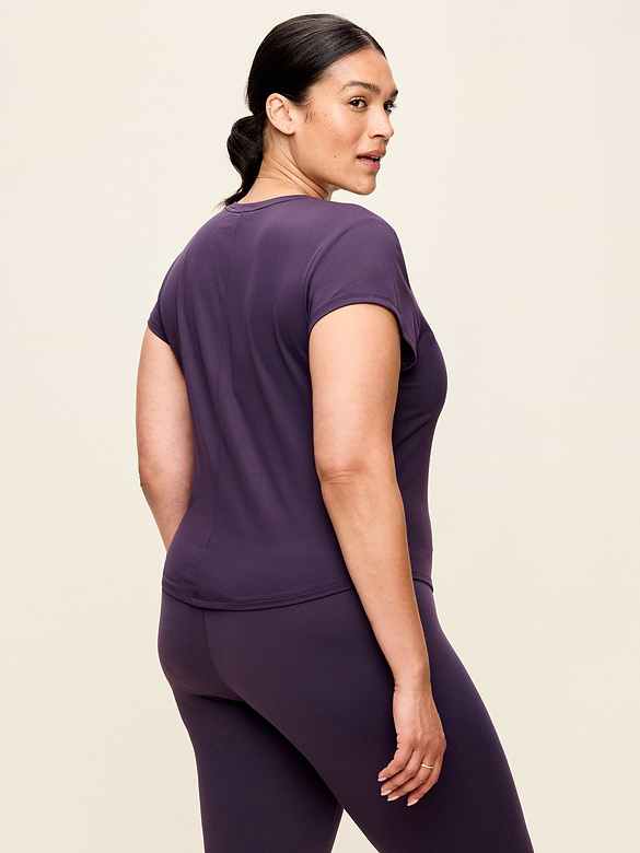 StudioSmooth Short-Sleeve Base Layer Top